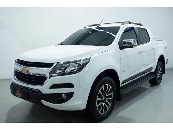 CHEVROLET S10 2.8 HIGH COUNTRY 4X4 CD 16V TURBO DIESEL 4P AUTOMÁTICO